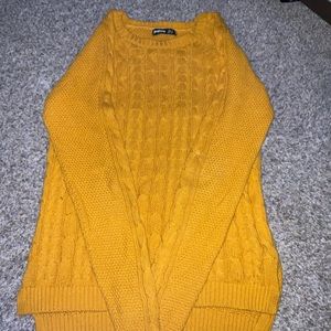 orangish-yellow long sleeve stradivarius sweater